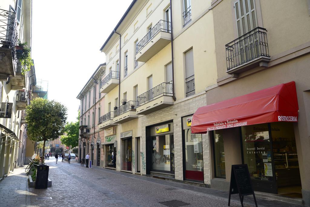 Appartamento Corso Adda Lodi Luaran gambar
